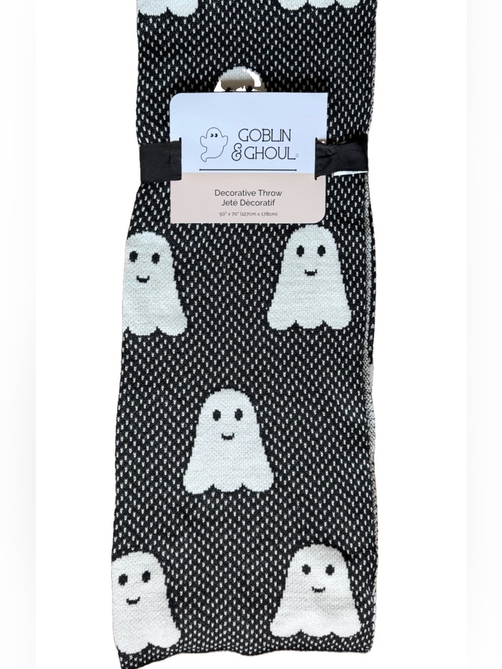 Goblin & Ghoul Halloween Ghost smiling knit throw Blanket 50x70 NWT